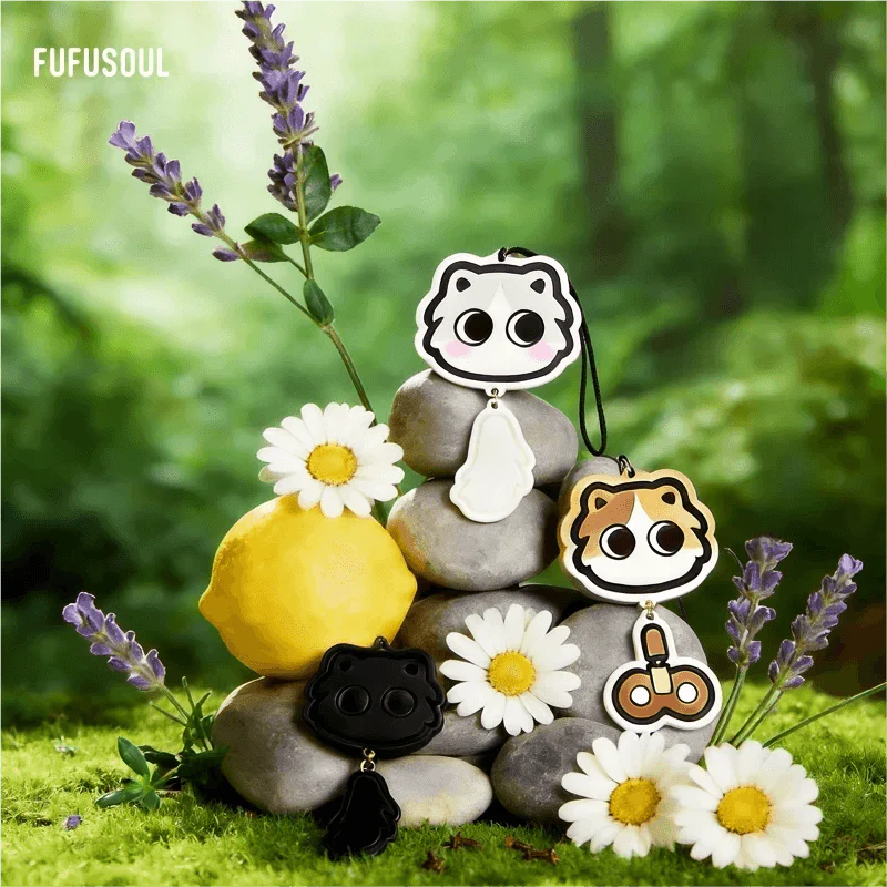 FUFUSOUL FUFU Tail-Wagging Fragrance Hanging Air Freshener Cute Scented Hanging Card Closet Car Decor