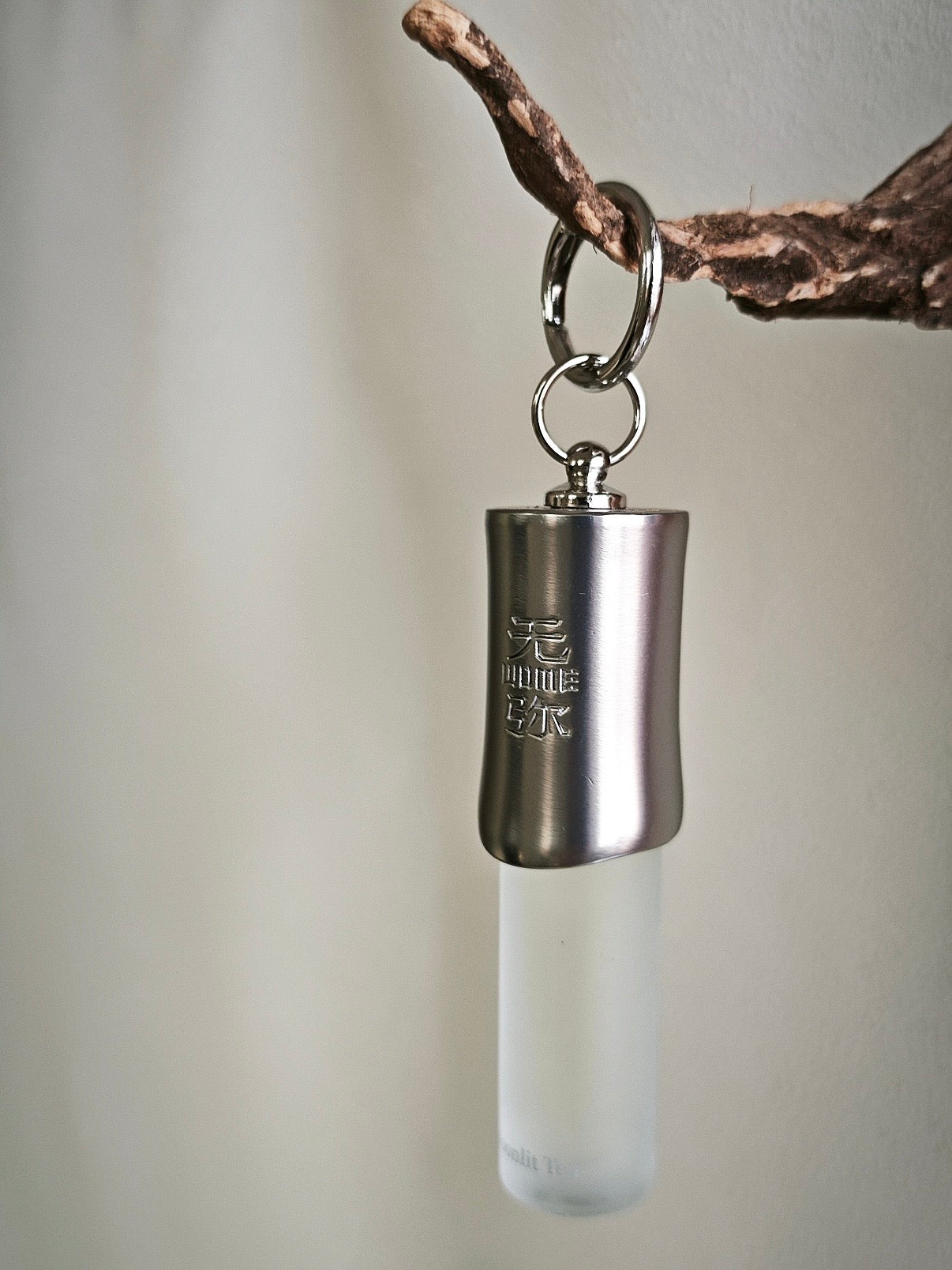 WUME Wearable Roll-On Perfume Oil – Portable Fragrance Bag Charm, Moonlit Tea / Empty Pomelo / Red Wine