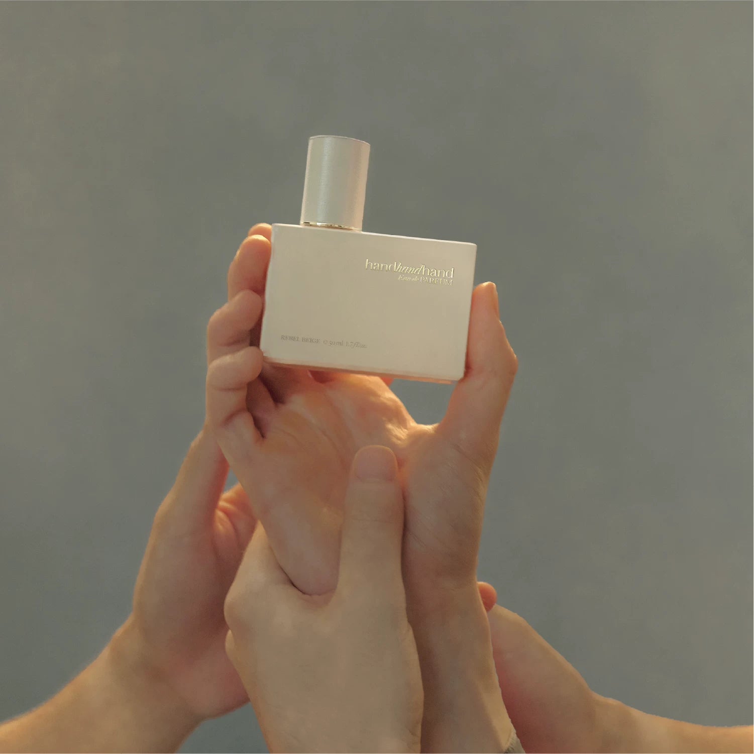 handhandhand THE SPECTRUM OF SCENTS Eau de Parfum 50ml | Artistic Niche Perfume Collection | Woody Floral & Green Fragrance | 4 Scents